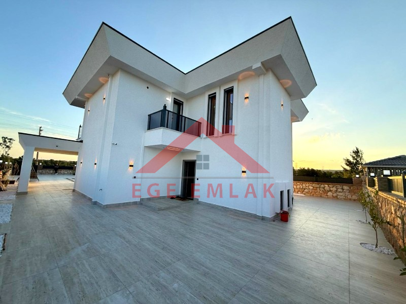 Didim Yeşiltepede Satılık Tam Müstakil Villa