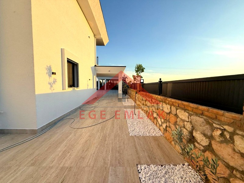 Didim Yeşiltepede Satılık Tam Müstakil Villa