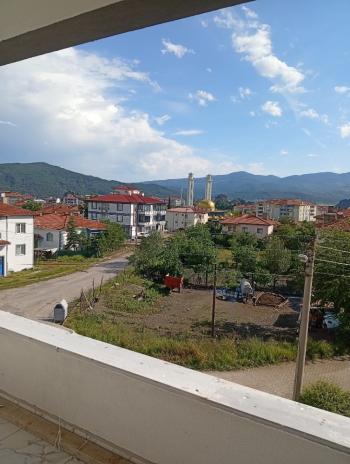GÜVENAY - ÇORUM OSMANCIK ŞENYURT MAHALLESİ SATILIK 2+1 DAİRE