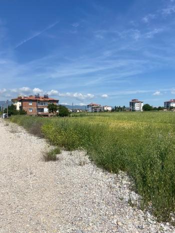 GÜVENAY - ÇORUM ULUKAVAK YENİ OSMANCIK YOLU CİVARI SATILIK ARSA