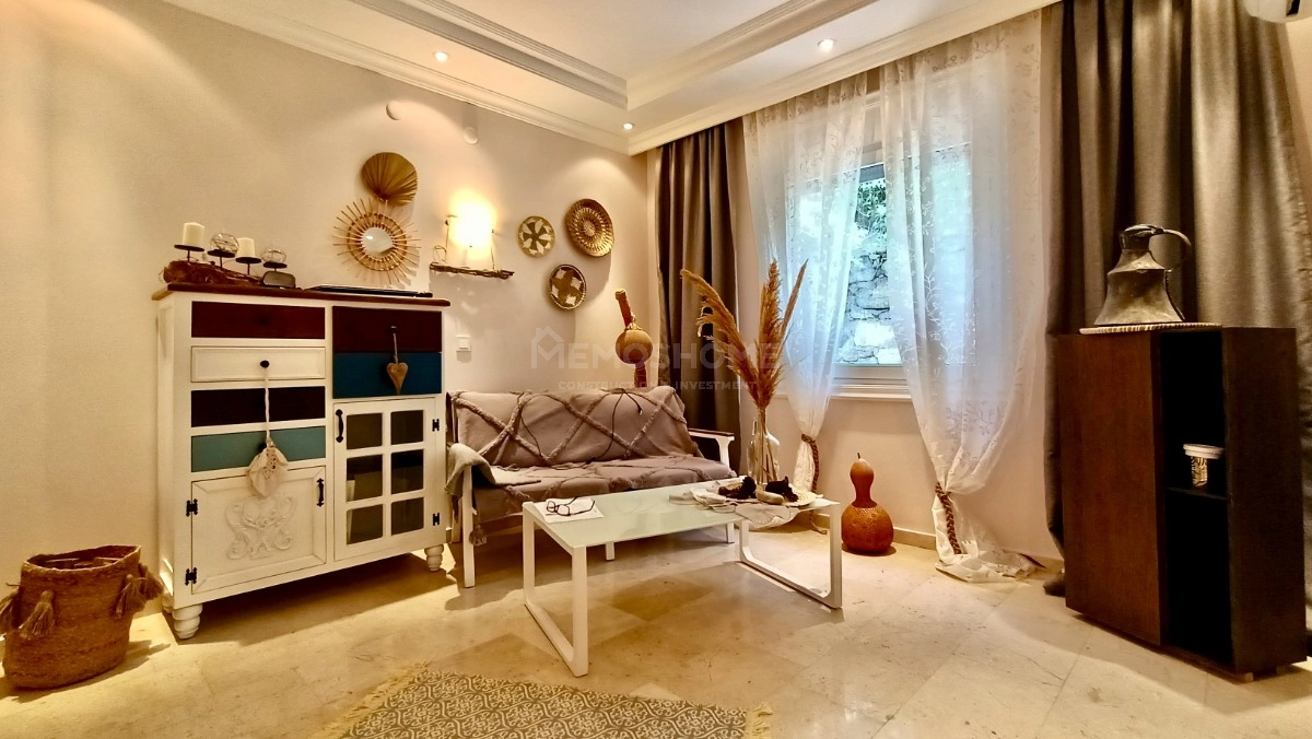 Kargıcak'ta Deniz Manzaralı Lüks Villa