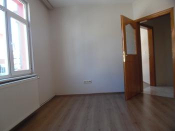 ÇORLUDA KİRALIK 3+1 DAİRE 