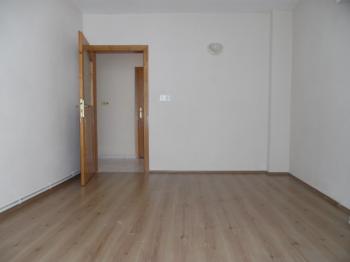 ÇORLUDA KİRALIK 3+1 DAİRE 