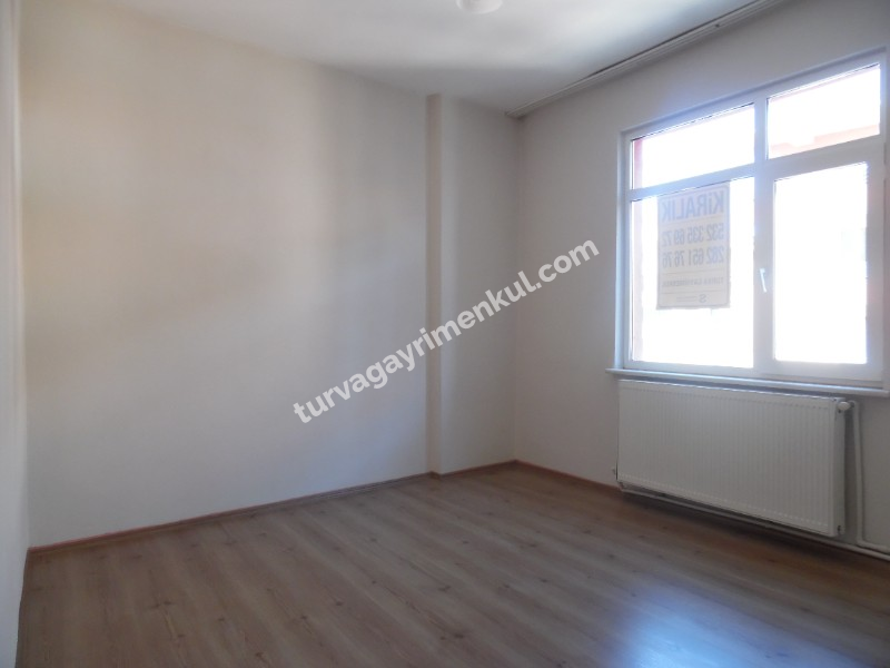 ÇORLUDA KİRALIK 3+1 DAİRE 