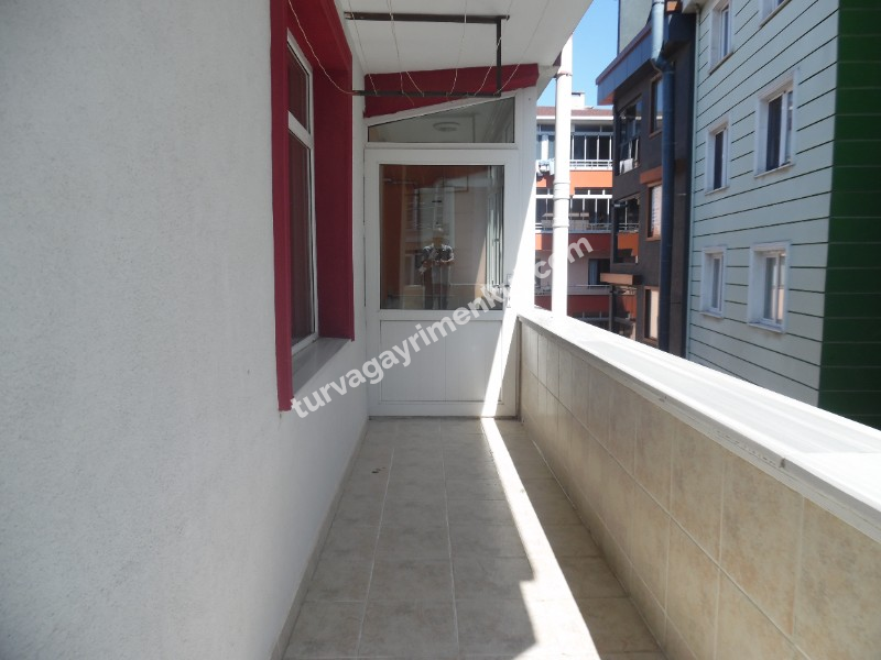 ÇORLUDA KİRALIK 3+1 DAİRE 