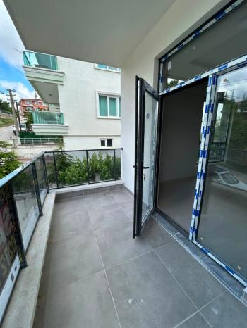 AFYON ÜÇOK EMLAKTAN MAREŞAL F. ÇAKMAK MAH SIFIR EBEBYN BANYOLU 3+1 110M² SATILIK DAİRE 