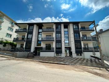 AFYON ÜÇOK EMLAKTAN MAREŞAL F. ÇAKMAK MAH SIFIR EBEBYN BANYOLU 3+1 110M² SATILIK DAİRE 