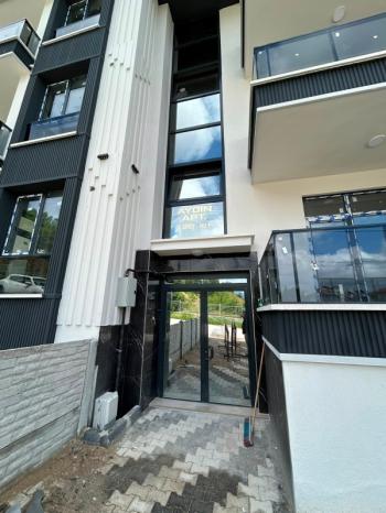 AFYON ÜÇOK EMLAKTAN MAREŞAL F. ÇAKMAK MAH SIFIR EBEBYN BANYOLU 3+1 110M² SATILIK DAİRE 