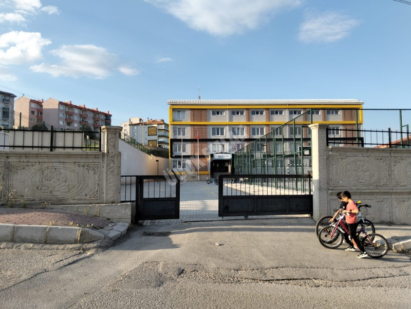 AFYON ÜÇOK EMLAKTAN KANLICA MAH SATILIK SIFIR YAPIM AŞAMASINDA 2+1 DAİRELER