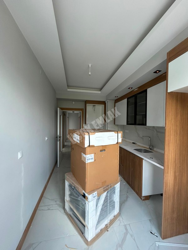 AFYON ÜÇOK EMLAKTAN MAREŞAL F. ÇAKMAK MAH SIFIR EBEBYN BANYOLU 3+1 110M² SATILIK DAİRE 