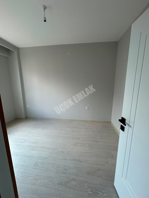 AFYON ÜÇOK EMLAKTAN MAREŞAL F. ÇAKMAK MAH SIFIR EBEBYN BANYOLU 3+1 110M² SATILIK DAİRE 