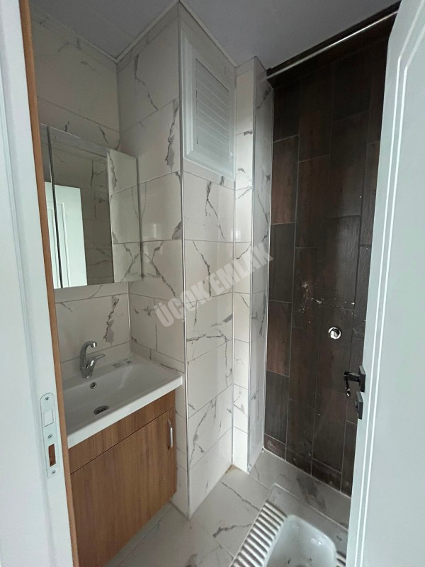 AFYON ÜÇOK EMLAKTAN MAREŞAL F. ÇAKMAK MAH SIFIR EBEBYN BANYOLU 3+1 110M² SATILIK DAİRE 
