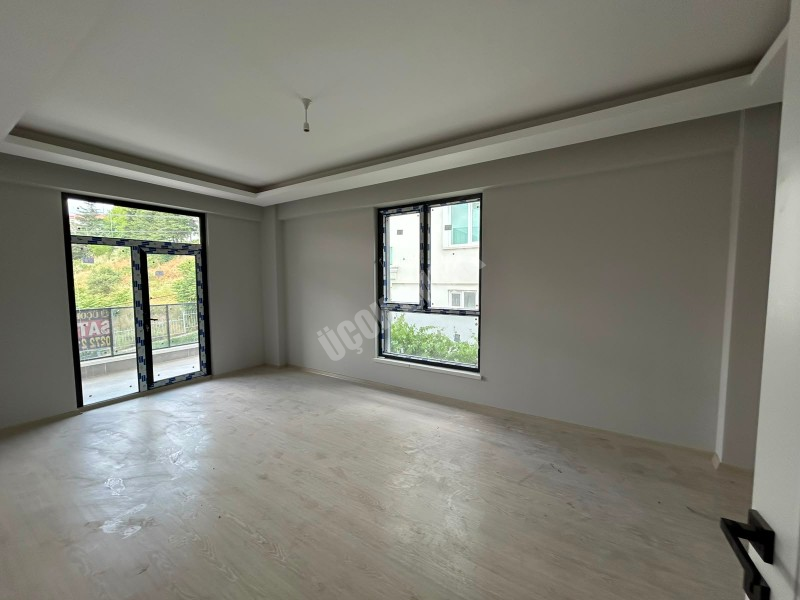 AFYON ÜÇOK EMLAKTAN MAREŞAL F. ÇAKMAK MAH SIFIR EBEBYN BANYOLU 3+1 110M² SATILIK DAİRE 