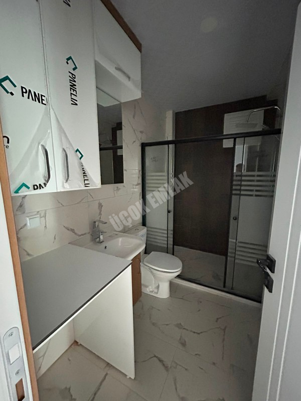 AFYON ÜÇOK EMLAKTAN MAREŞAL F. ÇAKMAK MAH SIFIR EBEBYN BANYOLU 3+1 110M² SATILIK DAİRE 