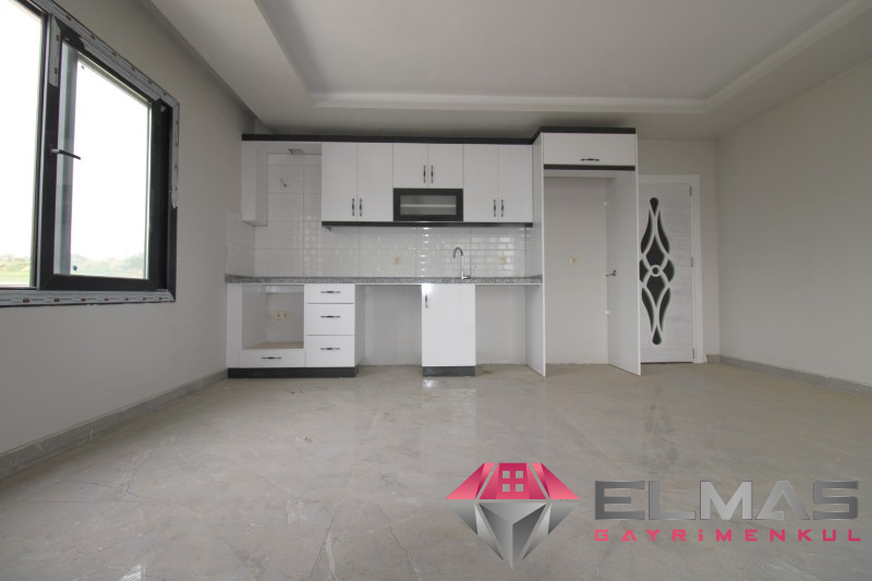 Elmas'tan Çukurova Mah. Yeni Otogar Civarı Geniş Doğalgazlı 1+1