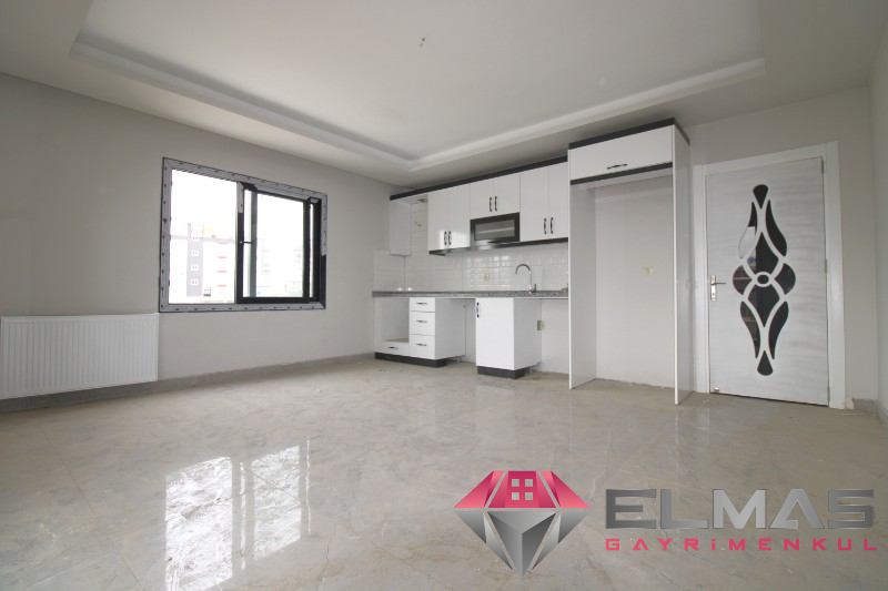 Elmas'tan Çukurova Mah. Yeni Otogar Civarı Geniş Doğalgazlı 1+1
