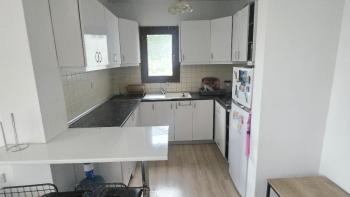 GİRNE ALSANCAK’TA SATILIK 1+1 DAİRE | DENİZE YAKIN KONUM | £85,000