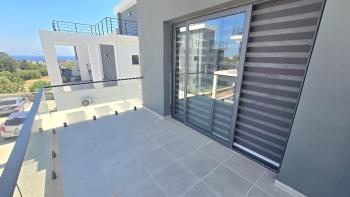 Girne Alsancak'ta 4+1 Tamamı Yeni Esyali - Sıfır Villa