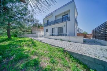 Girne Çatalköy'de Satılık 3+1 Villa – Fırsat Fiyatıyla Modern Yaşam!