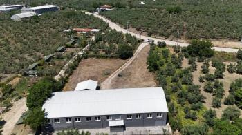 MUDANYA IŞIKLI YOLU'NDA 2.600M2 ARSASI, 440 M2 KAPALI ALANI OLAN KİRALIK DEPO