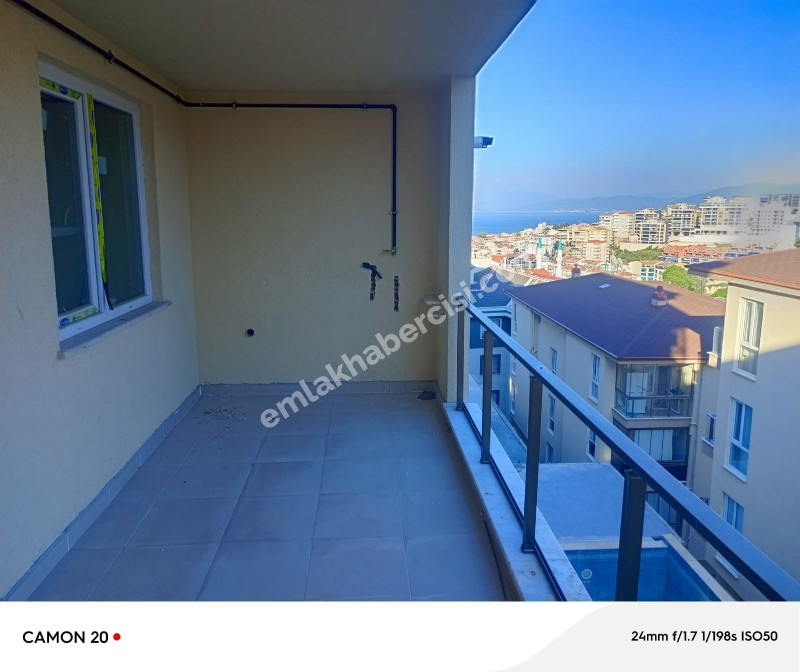 MUDANYA HALİTPAŞA 'da SATILIK 100 M2 AYRI MUTFAKLI DENİZ GÖRÜR SIFIR 2+1 DAİRE