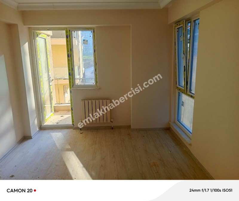 MUDANYA HALİTPAŞA 'da SATILIK 100 M2 AYRI MUTFAKLI DENİZ GÖRÜR SIFIR 2+1 DAİRE