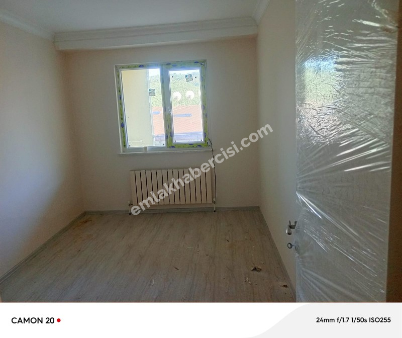 MUDANYA HALİTPAŞA 'da SATILIK 100 M2 AYRI MUTFAKLI DENİZ GÖRÜR SIFIR 2+1 DAİRE