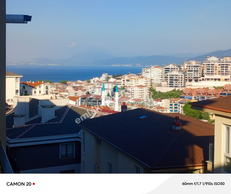 MUDANYA HALİTPAŞA \\\\\\\\\\\\\\\'da SATILIK 100 M2 AYRI MUTFAKLI DENİZ GÖRÜR SIFIR 2+1 DAİRE