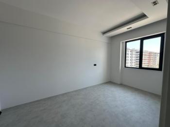 AFYON ÜÇOK EMLAKTAN ALİ ÇETİNKAYA MAH SATILIK 2+1 ARAKAT SIFIR LÜX DAİRE