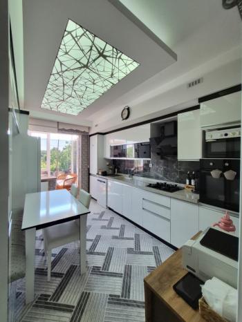 AFYON ÜÇOK EMLAKTAN ALİ İHSAN PAŞA MAH SATILIK SIFIR AYARINDA LÜX 3+1 1 KAT DAİRE