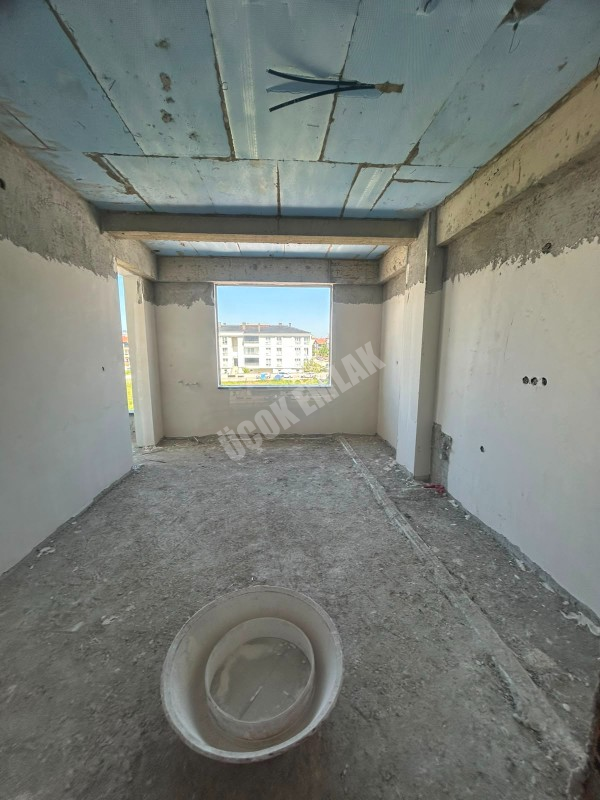 AFYON ÜÇOK EMLAKTAN FATİH MAH SATILIK SIFIR LÜX 3+1 DAİRELER