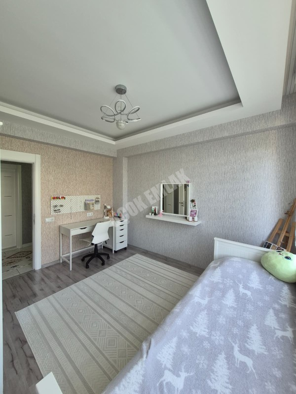 AFYON ÜÇOK EMLAKTAN ALİ İHSAN PAŞA MAH SATILIK SIFIR AYARINDA LÜX 3+1 1 KAT DAİRE