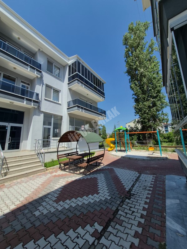 AFYON ÜÇOK EMLAKTAN ALİ İHSAN PAŞA MAH SATILIK SIFIR AYARINDA LÜX 3+1 1 KAT DAİRE