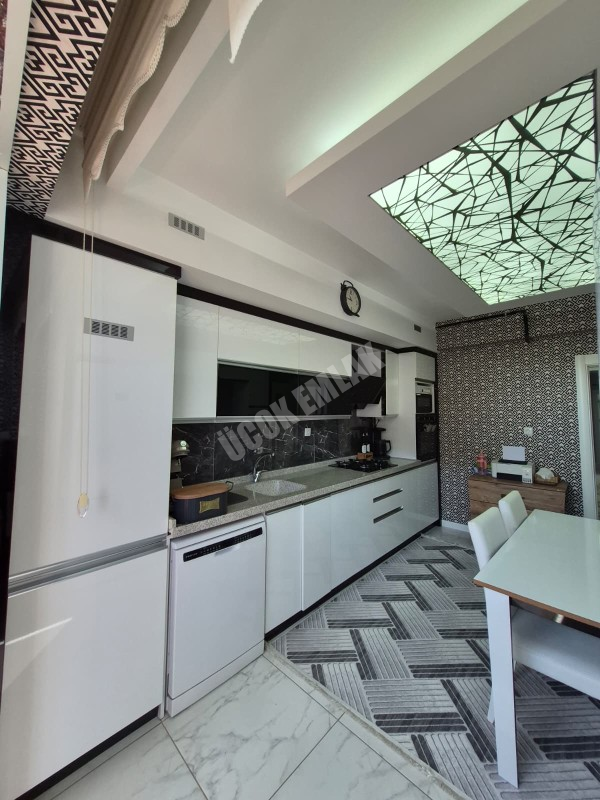 AFYON ÜÇOK EMLAKTAN ALİ İHSAN PAŞA MAH SATILIK SIFIR AYARINDA LÜX 3+1 1 KAT DAİRE
