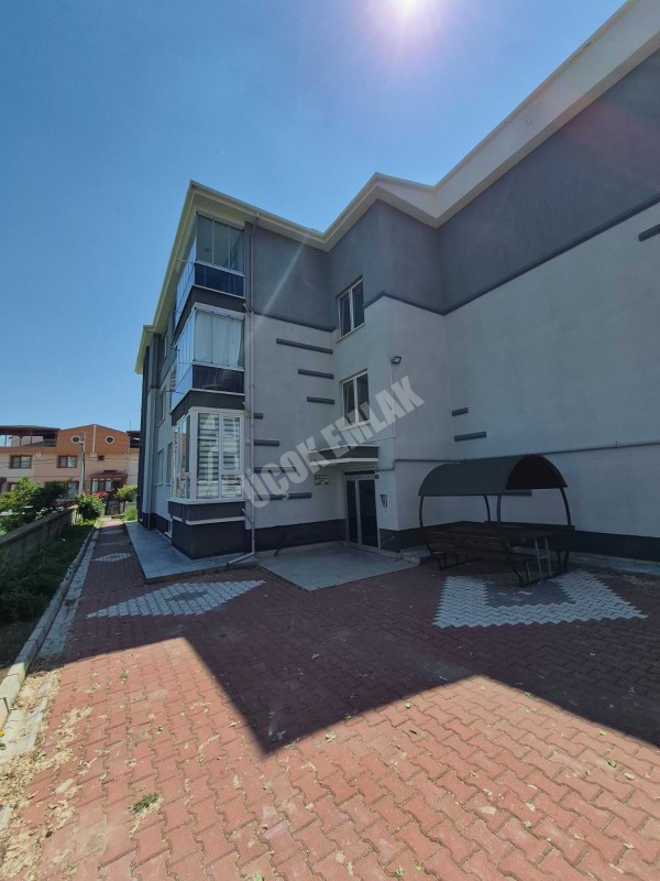 AFYON ÜÇOK EMLAKTAN ALİ İHSAN PAŞA MAH SATILIK SIFIR AYARINDA LÜX 3+1 1 KAT DAİRE
