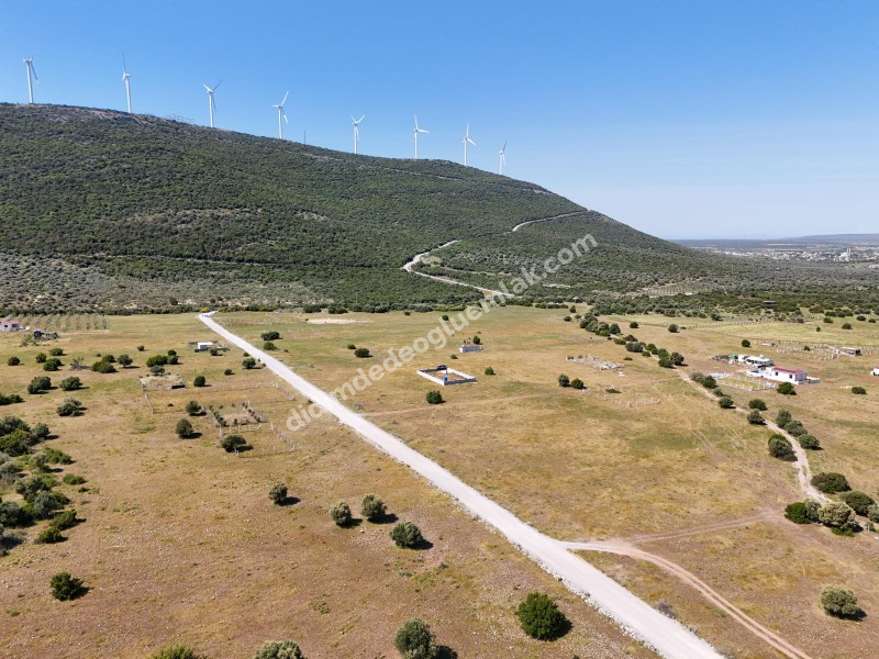 DİDİM BALOVADA SATILIK KÖŞE BAŞI  328M2 ARSA VE 682 ADA 5 PARSELDE 44M2 HİSSE HEDİYELİ 