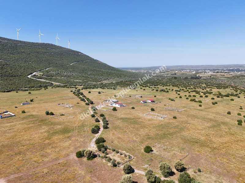 DİDİM BALOVADA SATILIK KÖŞE BAŞI  328M2 ARSA VE 682 ADA 5 PARSELDE 44M2 HİSSE HEDİYELİ 
