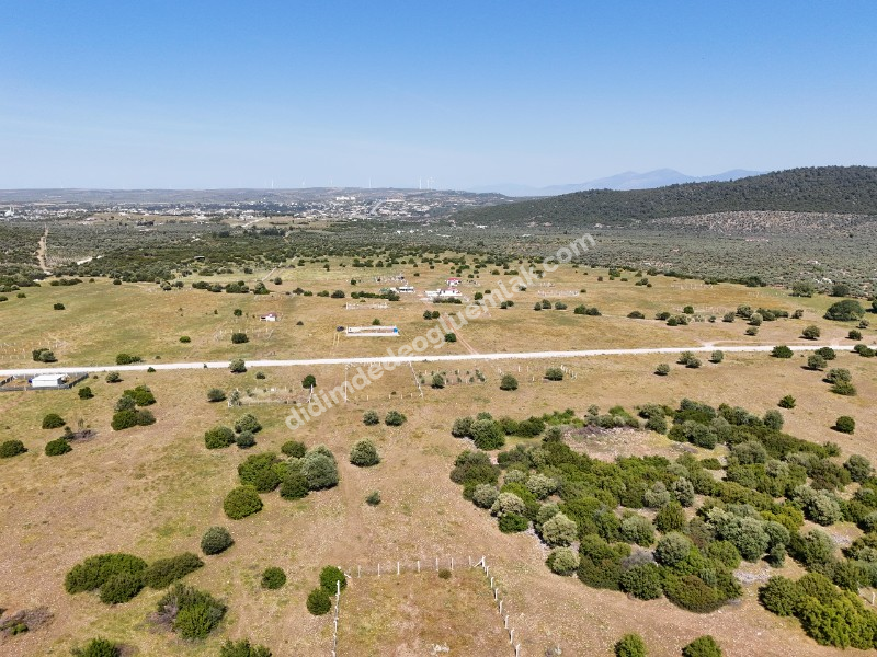 DİDİM BALOVADA SATILIK KÖŞE BAŞI  328M2 ARSA VE 682 ADA 5 PARSELDE 44M2 HİSSE HEDİYELİ 