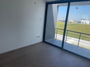 Lefkoşa Alayköy Bölgesinde SATILIK 4+1 SIFIR VİLLA - Araç Takası Kabul Edilir
