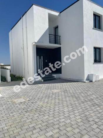 Lefkoşa Alayköy Bölgesinde SATILIK 4+1 SIFIR VİLLA - Araç Takası Kabul Edilir