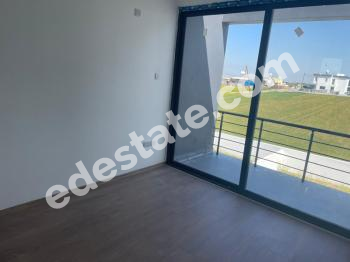 Lefkoşa Alayköy Bölgesinde SATILIK 4+1 SIFIR VİLLA - Araç Takası Kabul Edilir
