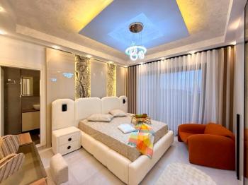 Didim Akbükde 500 M2 Arsa Üzerinde Satılık 4+1  Lüks Villa