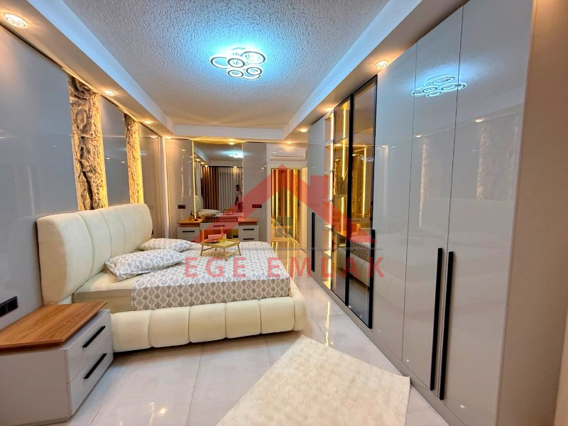Didim Akbükde 500 M2 Arsa Üzerinde Satılık 4+1  Lüks Villa
