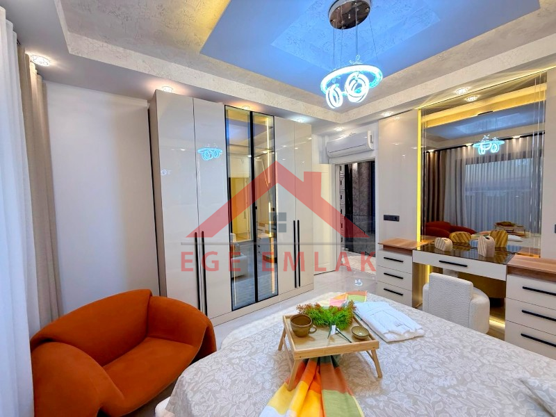 Didim Akbükde 500 M2 Arsa Üzerinde Satılık 4+1  Lüks Villa