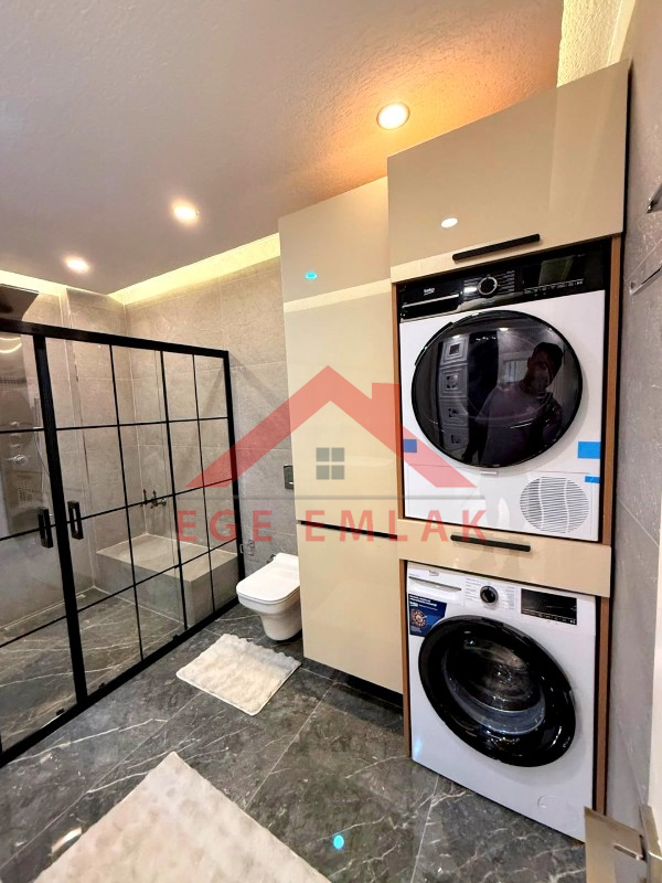 Didim Akbükde 500 M2 Arsa Üzerinde Satılık 4+1  Lüks Villa