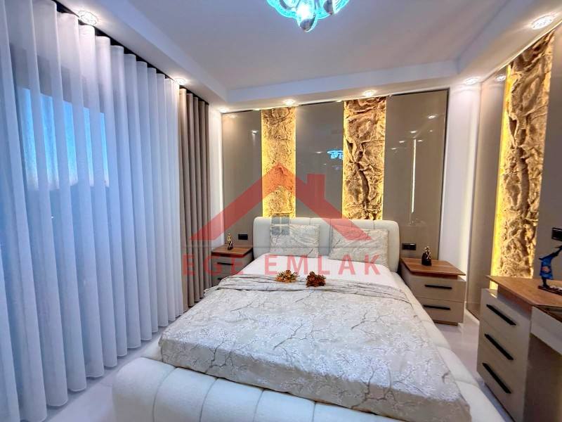 Didim Akbükde 500 M2 Arsa Üzerinde Satılık 4+1  Lüks Villa