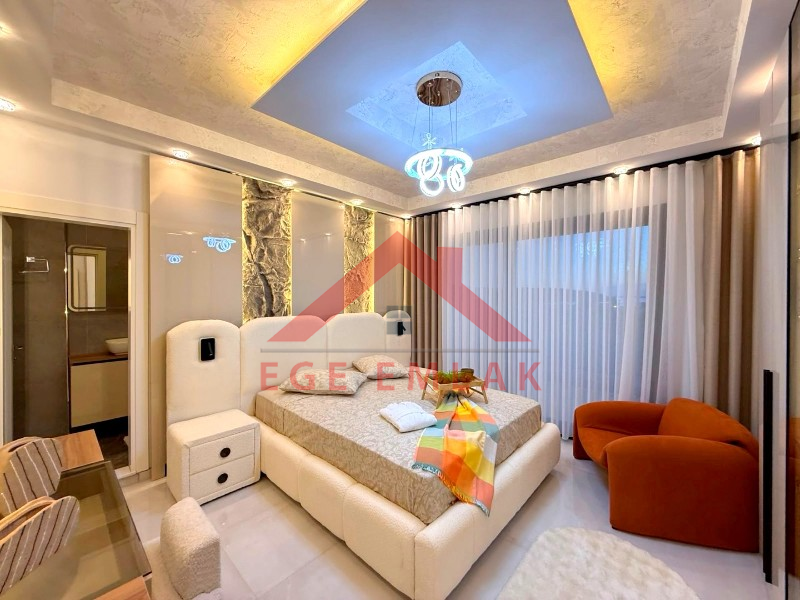 Didim Akbükde 500 M2 Arsa Üzerinde Satılık 4+1  Lüks Villa
