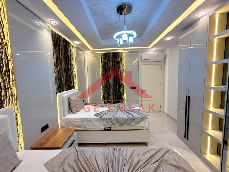 Didim Akbükde 500 M2 Arsa Üzerinde Satılık 4+1  Lüks Villa