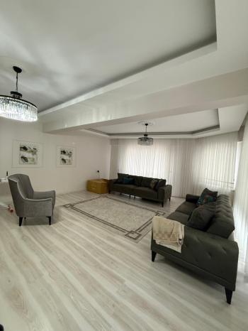 KİTİRLER MAHALLESİNDE BELEDİYENİN ARKASINDA SATILIK 3+1 DAİRE