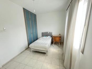 KÖŞKLÜÇİFTLİK'DE CADDE ÜZERİNDE FUL EŞYALI 3+1 KİRALIK DAİRE 